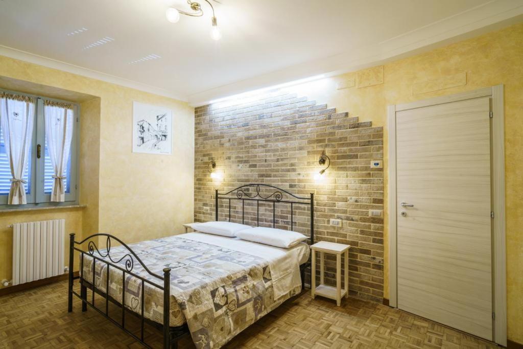 B&B La Locanda Del Serafino Sarnano Exteriör bild